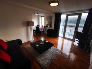 Superior-Apartment, eigenes Bad (2 Bedroom) | Lounge