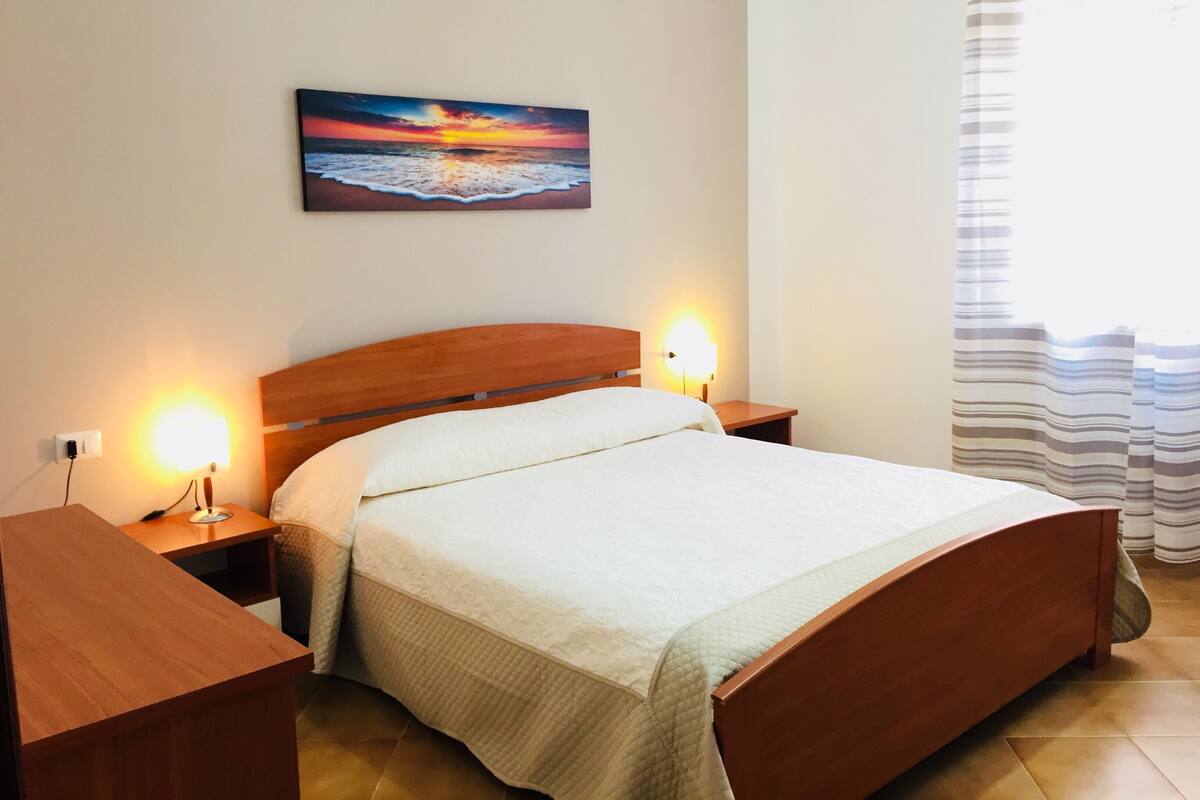 Desk, rollaway beds, free WiFi, bed sheets