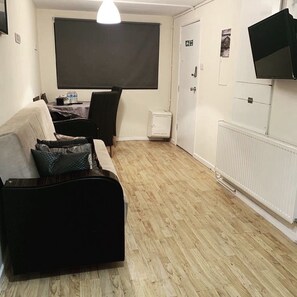 Comfort Studio Suite | Living area - Northwest Holidayflats (London)