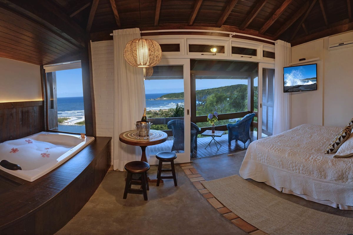 Premium bedding, minibar, blackout curtains