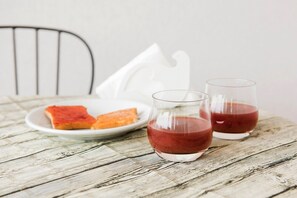 Tägliches inbegriffenes Frühstücksbuffet