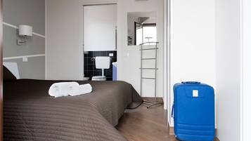 Quarto casal tradicional, sacada, vista para o vale | Wi-Fi de cortesia