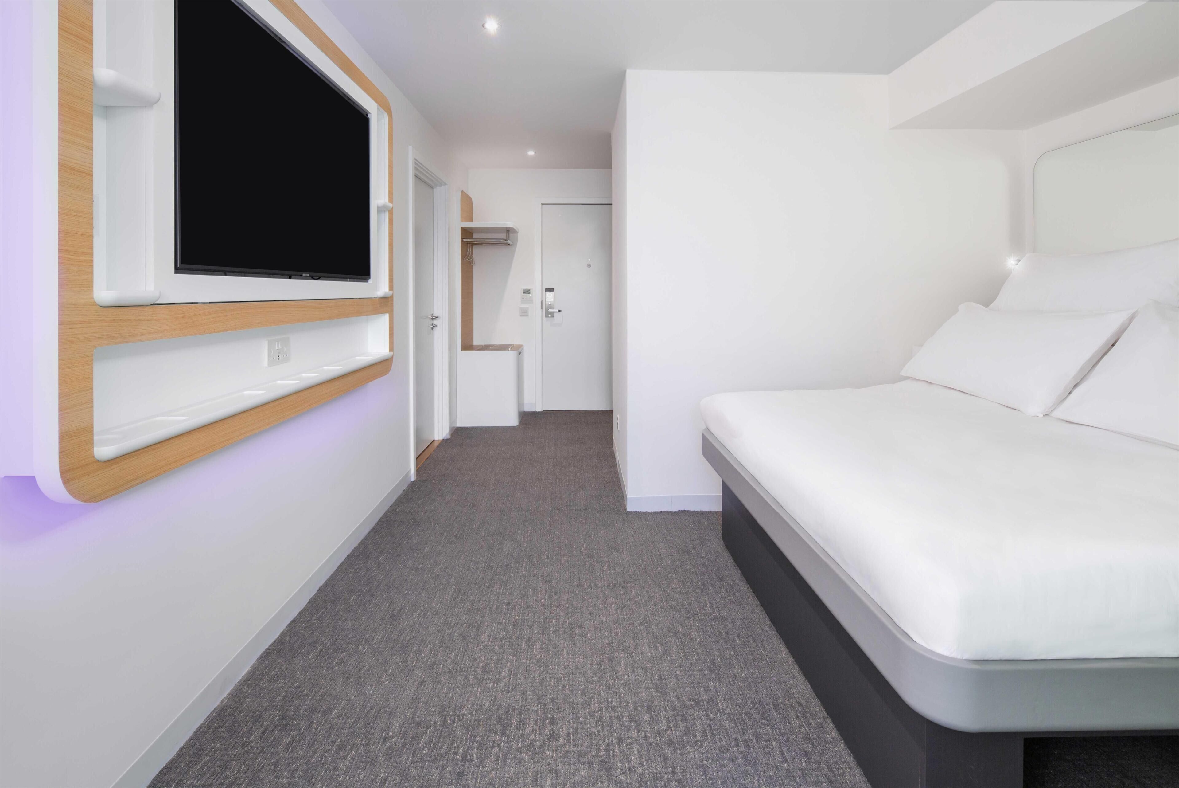 Sengetøy av topp kvalitet, memory foam-senger og safe på rommet