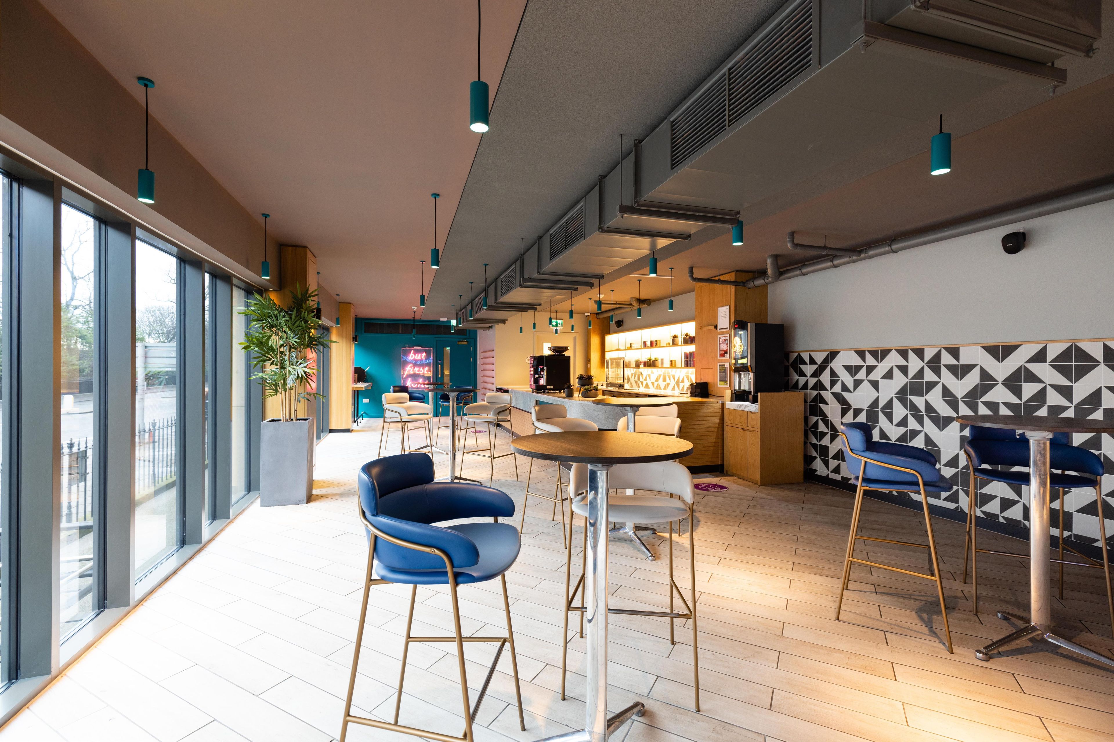 Coffee shop