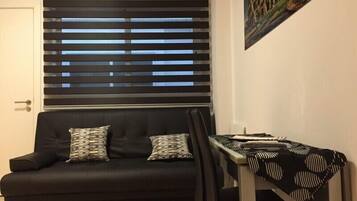 Een flatscreentelevisie