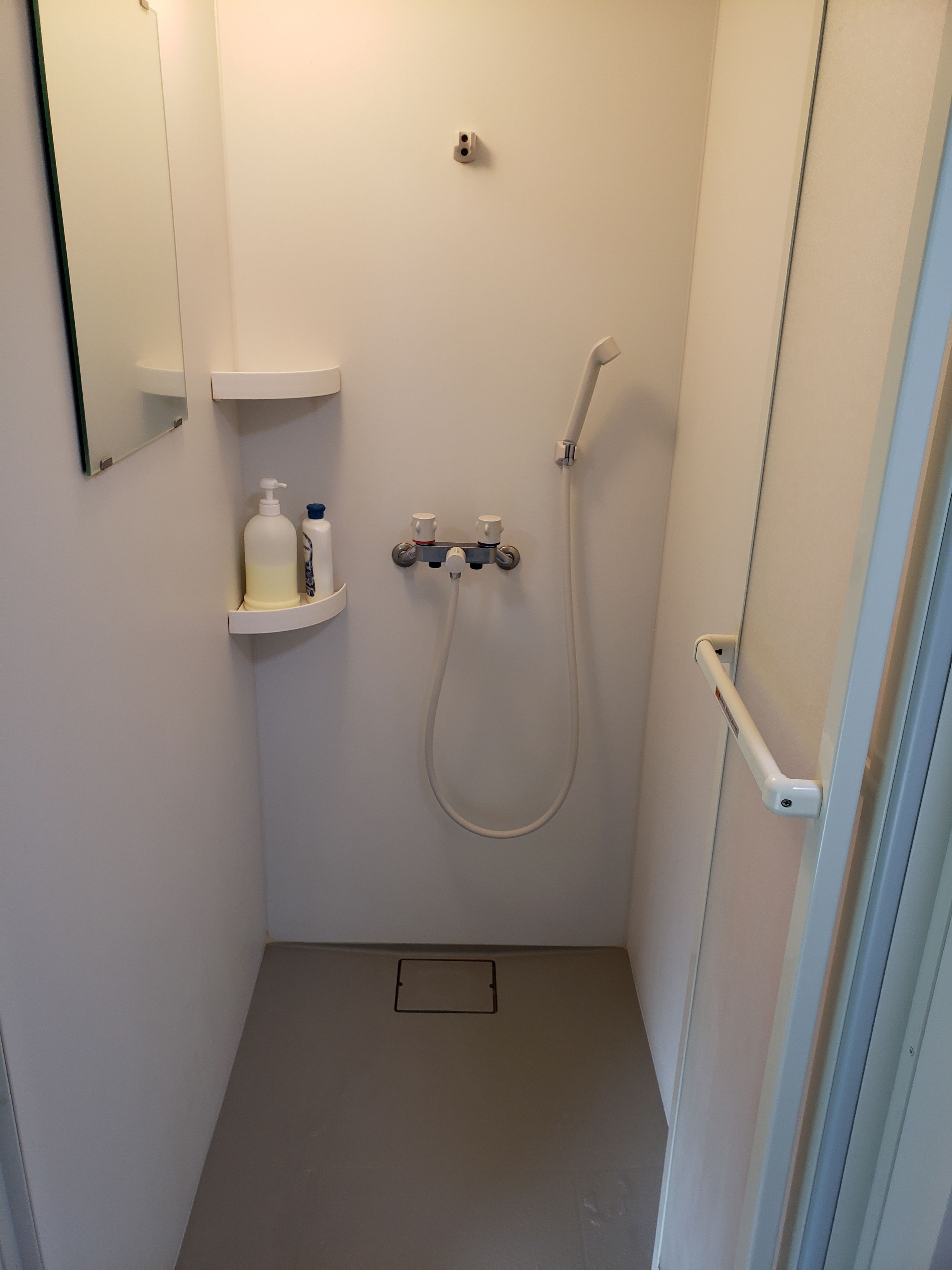 Douche de la salle de bain