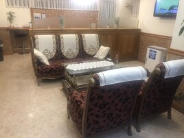 Sala de estar en el lobby