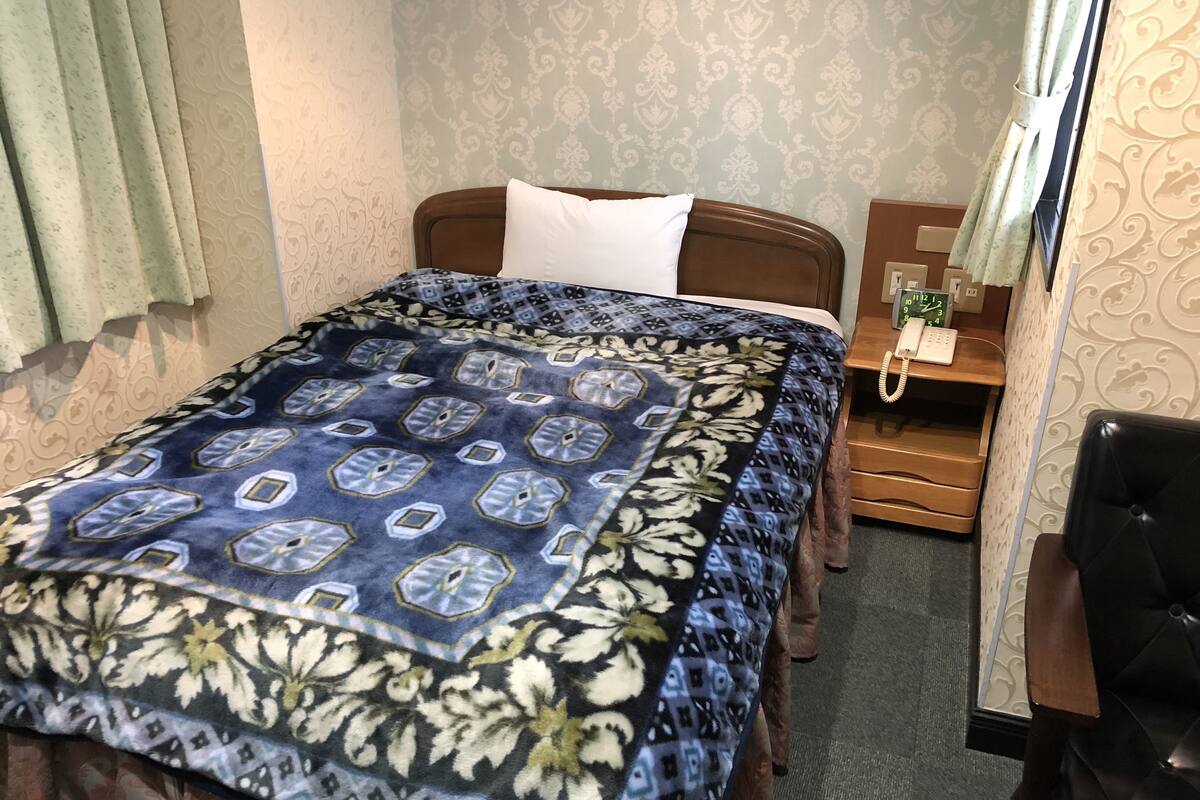 Habitación Deluxe, fumadores | Escritorio y espacio para trabajar con un portátil