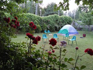 Lobby sitting area - Baltistan village Guest House Skardu (Skardu)