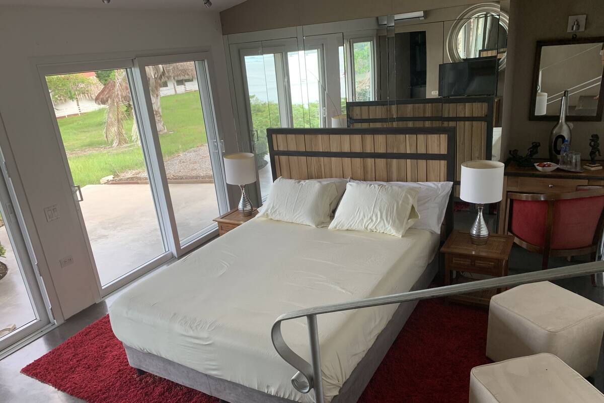 Design Double Room, Ocean View | Desk, laptop workspace, blackout curtains, free WiFi