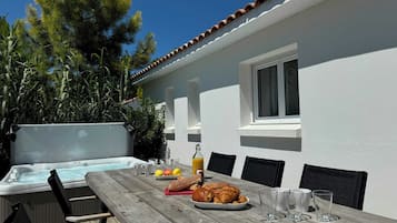 Villa, niet-roken (Canada) | Buiten dineren