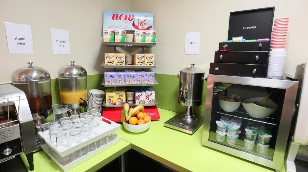 daily english breakfast (gbp 12 per person)