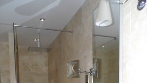 Apartment | Bathroom - Knightsbridge Apartments (London)