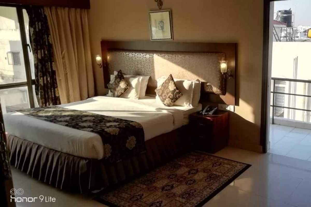 Economy Room, City View