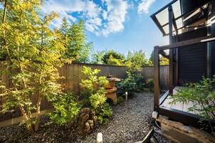 In-room safe, free WiFi