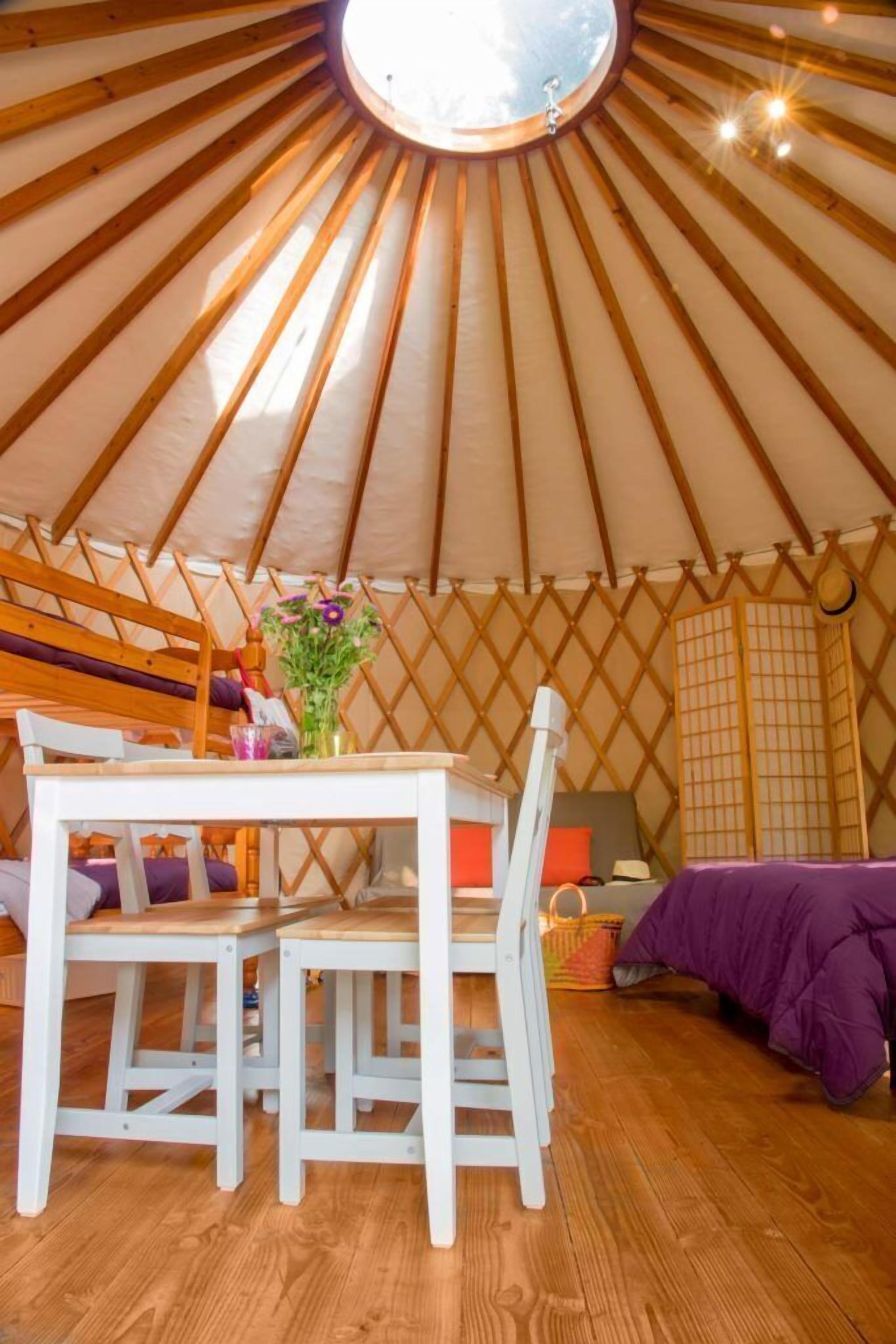 Yourte | Living area