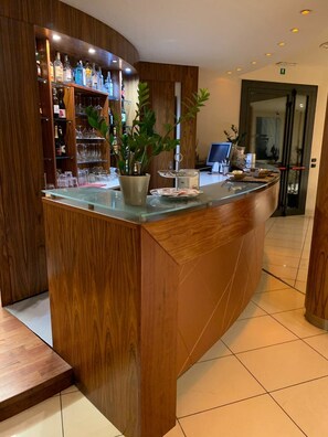 Welcome to the reception area, where guests can check in and enjoy a warm atmosphere.