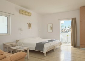 Double Studio Pool View | Individually decorated, individually furnished, soundproofing, free WiFi