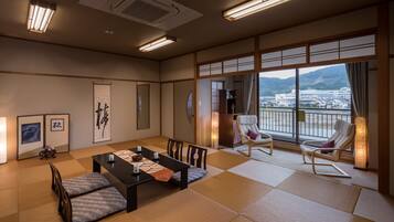 Superior Japanese Style Room | In-room safe, desk, laptop workspace, blackout curtains