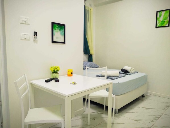 Room - Luxury apartments on the sea (Haifa)
