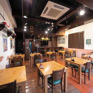 Dining - Personal Hotel You (Takeo)