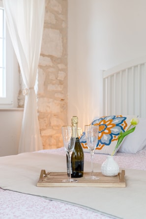 Casa Deluxe | 3 camere, una scrivania, tende oscuranti, insonorizzazione