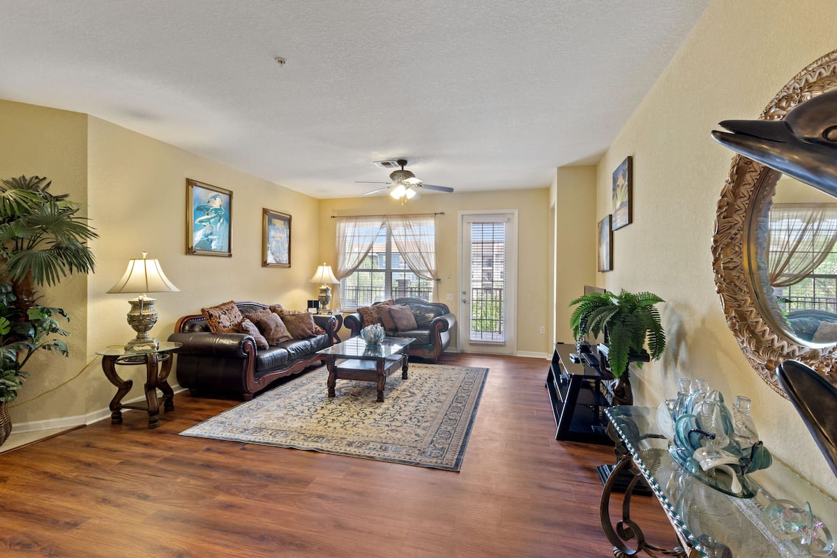 Executive Apartment, Multiple Beds | Laundry