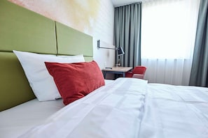 In-room safe, laptop workspace, blackout curtains, soundproofing - Best Western Hotel Viernheim Mannheim (Viernheim)