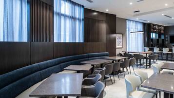 Desayuno buffet incluido todos los días