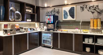 Holiday Inn Express Boston South - Quincy by IHG