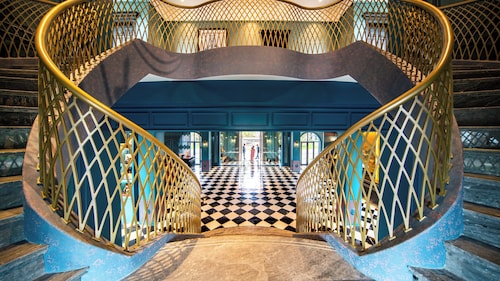 Hotel Indigo Heilong Lake by IHG