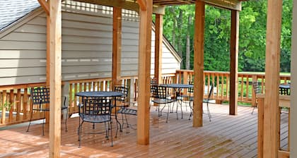 The Oaks Bed and Breakfast