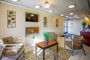 Interior - super 8 by wyndham indianapolis west (Indianapolis)