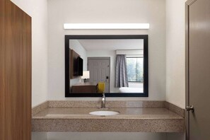 Room - super 8 by wyndham indianapolis west (Indianapolis)