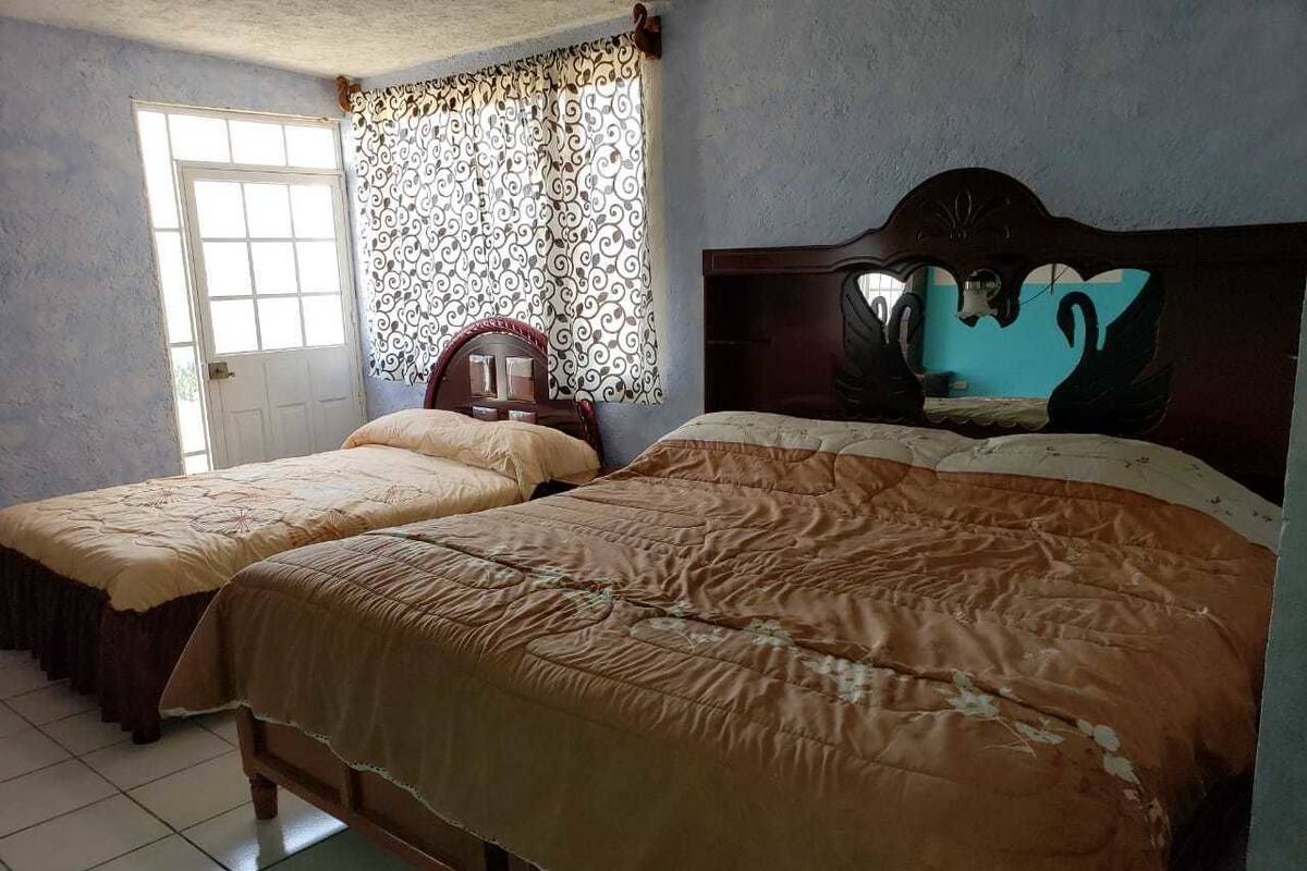 Màn/rèm cản sáng, truy cập Internet không dây miễn phí, bộ trải giường