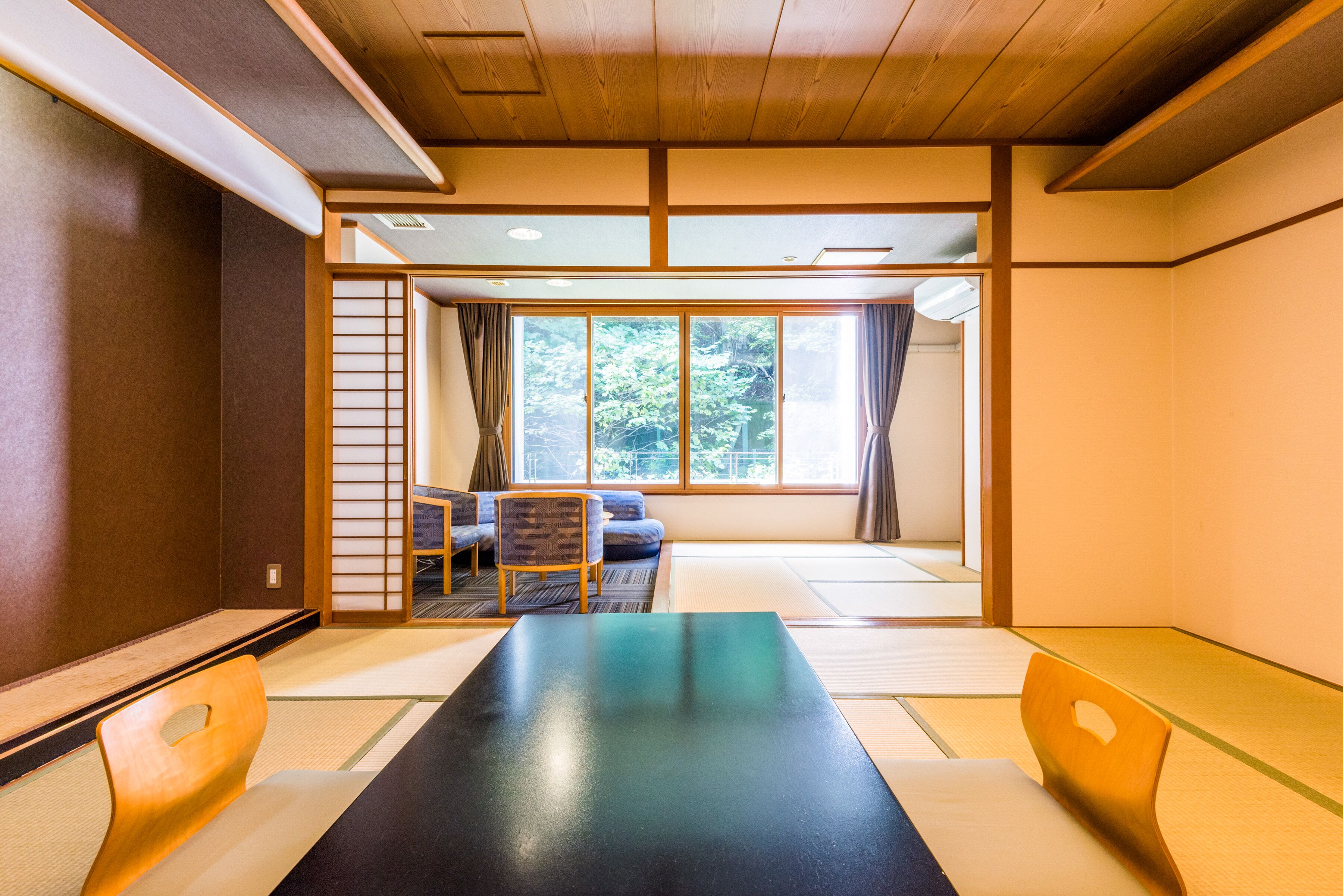 传统客房, 无烟房 (Japanese Style Room) | 客房内保险箱、床单