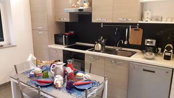 Free daily local cuisine breakfast