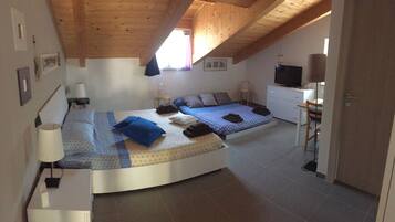 Premium Room, 1 Bedroom, Private Bathroom, Partial Sea View | Premium bedding, individually decorated, individually furnished, desk