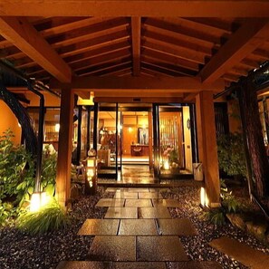 Exterior detail - Okutsumagoi Onsen Hanaichi Hoshikawa Ryokan (Tsumagoi)