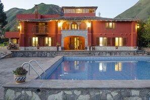 Iron/ironing board, free WiFi, bed sheets - Colonial house Sacred Valley In (Urubamba)