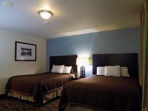 Blackout drapes, free WiFi, bed sheets