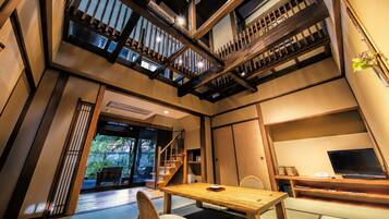 Minibar, in-room safe, WiFi