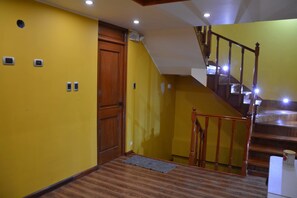 Breakfast, lunch, dinner served; local cuisine  - Hotel Don Bartolo (Espinar)