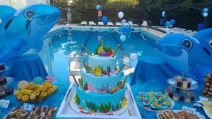 Seasonal outdoor pool