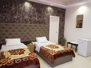 Basic Triple Room