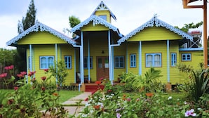 Front of property - Mulberry Cottage (Treasure Beach)