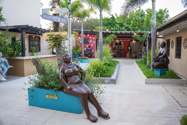 Standard-huone, 1 keskisuuri parisänky | Terassi/patio