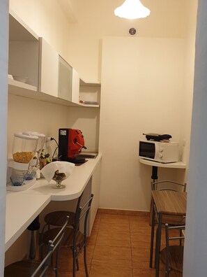 Free daily full breakfast - Beauty house (Reggio Calabria)