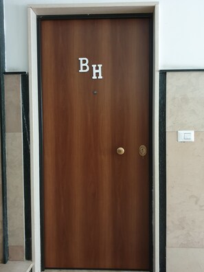 Entrée de l’hébergement