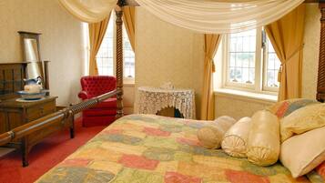 King Room | 1 bedroom, individually decorated, individually furnished, free WiFi